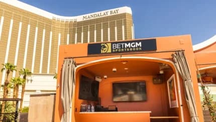 BetMGM Opens Las Vegas Strip’s First Poolside Sportsbook