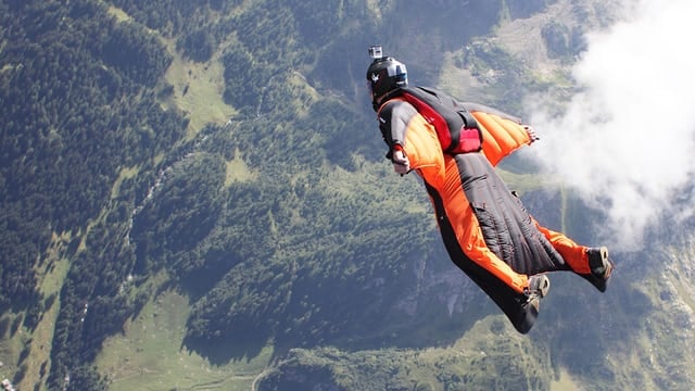 Extreme Sports Fatalities: How Dangerous Is It Really? -  Blog