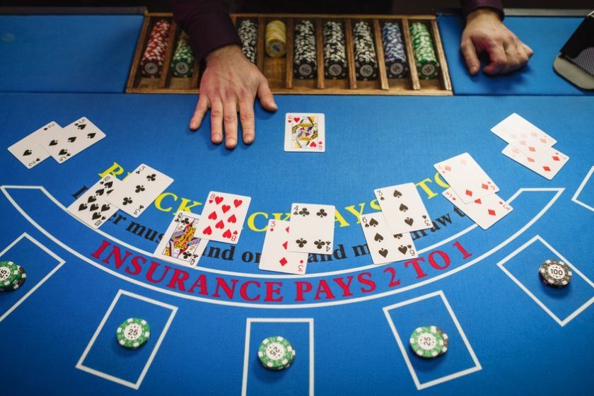 Understanding Blackjack Pushes: The Good, Bad & Ugly