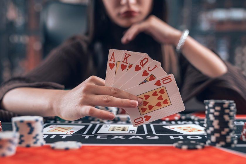 10 Essential Poker Tips From a Pro to Improve Your Strategy