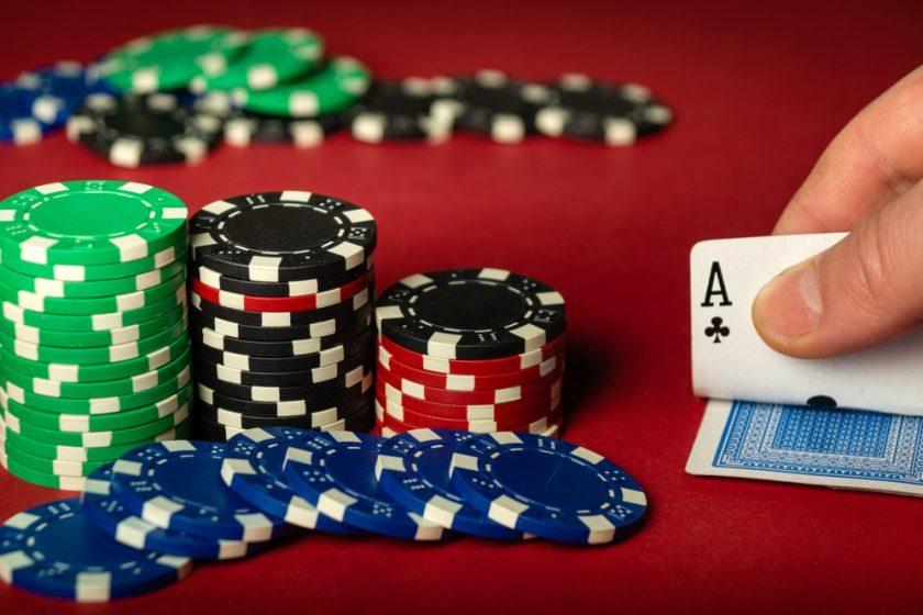 Understanding Poker Variance: Why Losing Doesn’t Necessarily Mean You’re a Bad Player