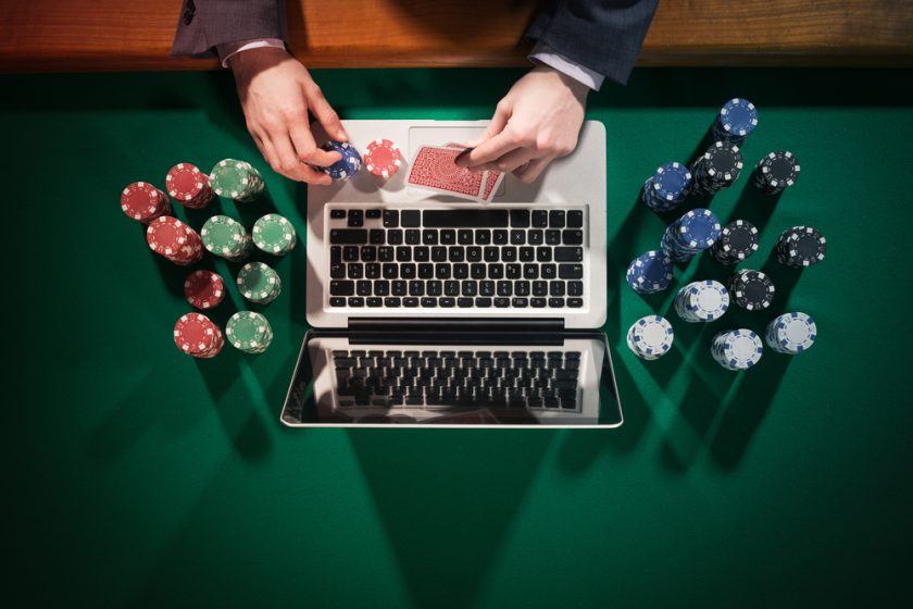 Online Poker Tournaments: How to Maintain Your Edge