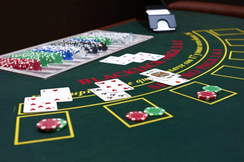 Understanding the Math behind Advantage Play in Blackjack