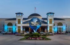 Winstar - biggest casino in US