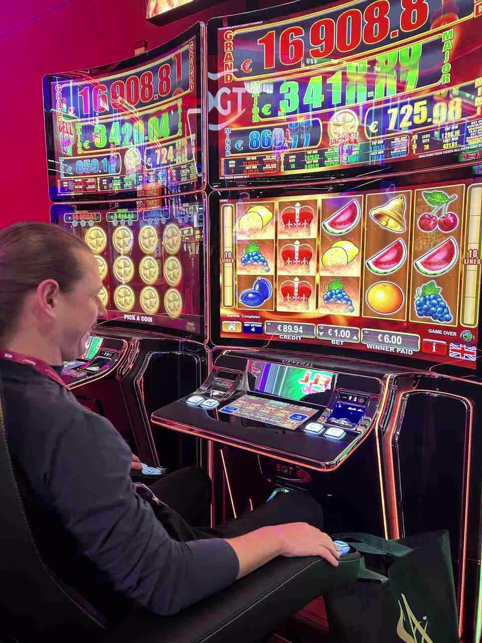 Adam Volz playing slots
