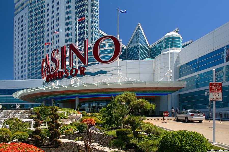 Caesars Windsor Ontario.jpg