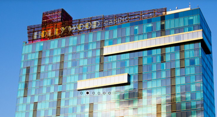 Hollywood-casino-in-Greektown.jpg