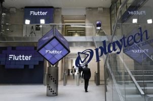 Flutter-Büro, Playtech-Logo