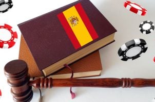 Justiz, Buch, Jetons, Fahne Spanien