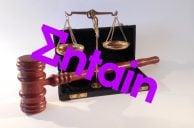 Entain-Logo, Symbole Justiz