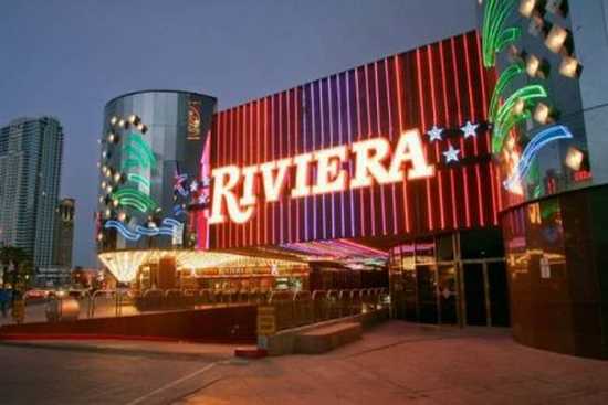 The Riviera Hotel & Casino On The Las Vegas Strip Closing
