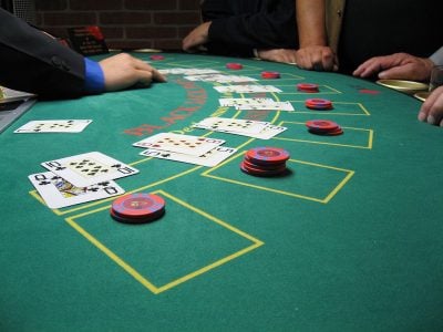 how to play casino blackjack