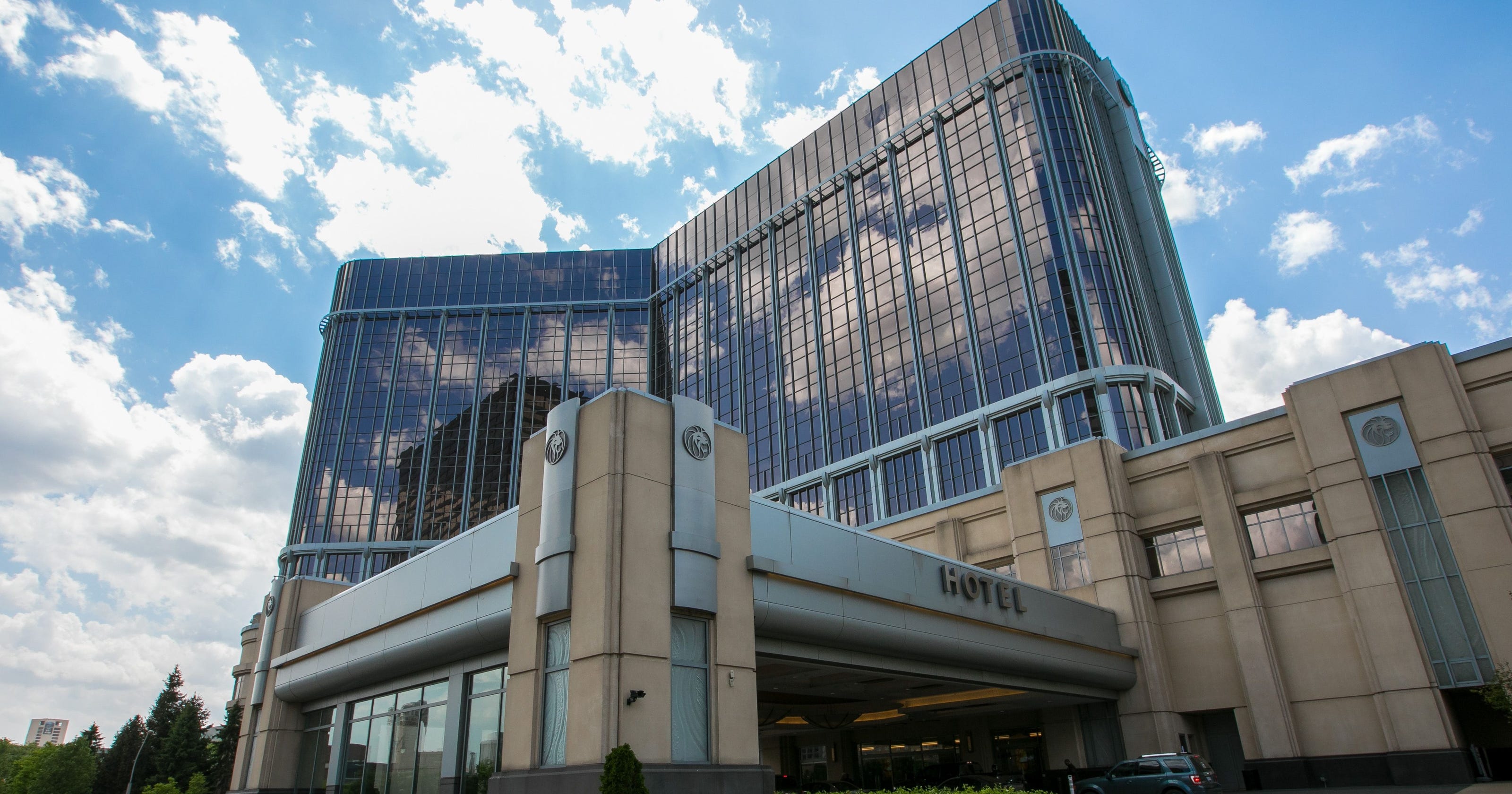 Former MGM Detroit Staffer Sues Casino Operator Alleging Wrongful 