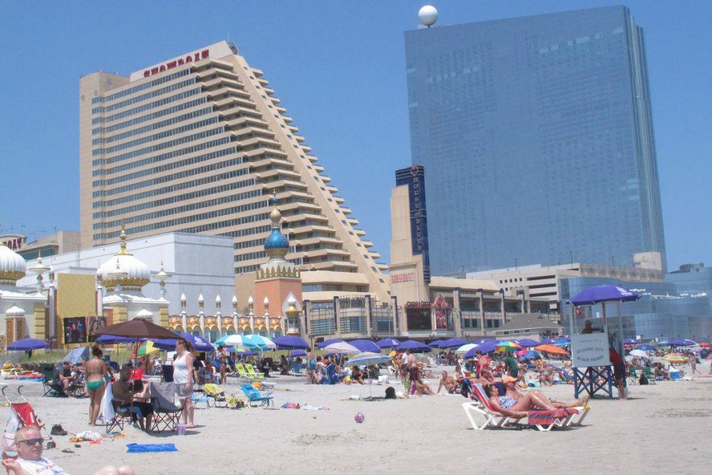 which atlantic city casino has free parking