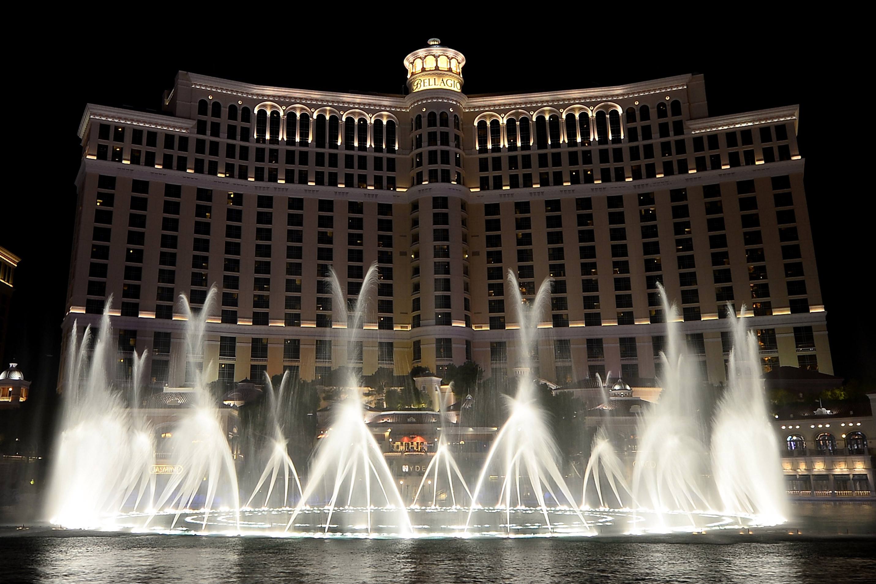 Las Vegas Sands mulling $6 billion sale of Vegas casinos