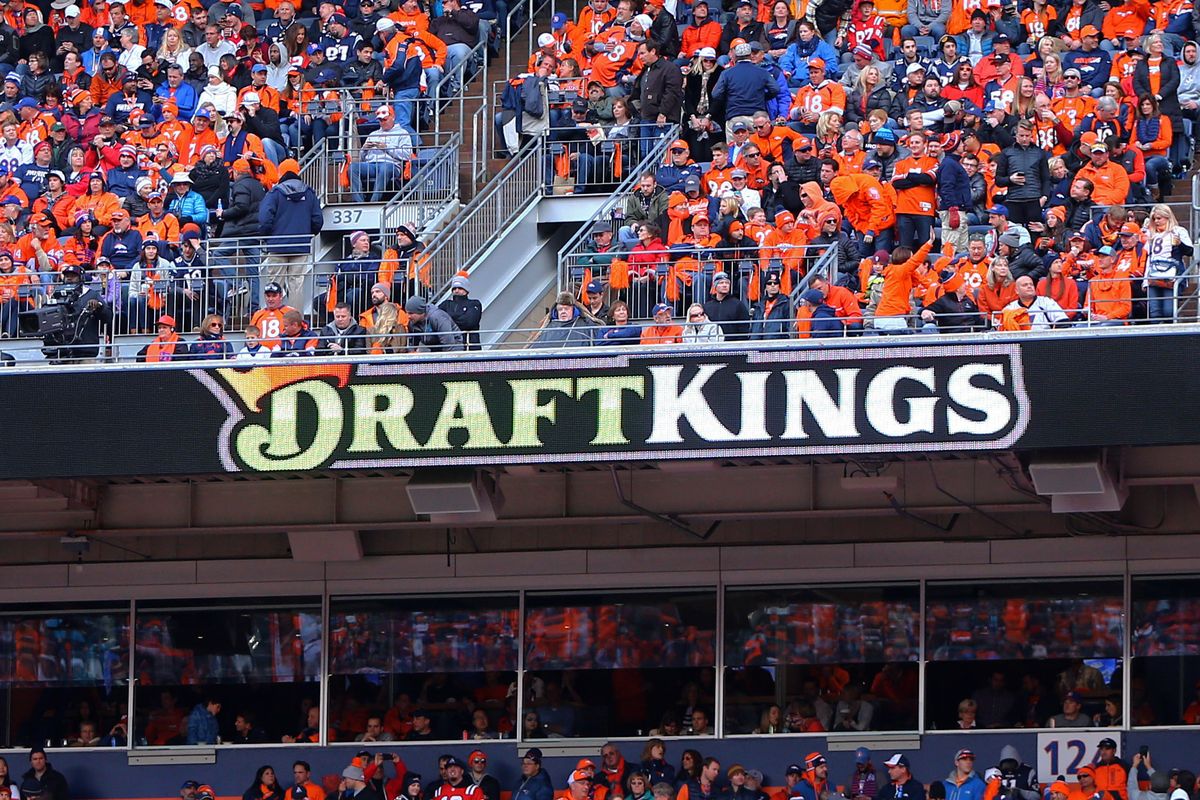 NFL Picks DraftKings for Official Daily Fantasy Sports Partner