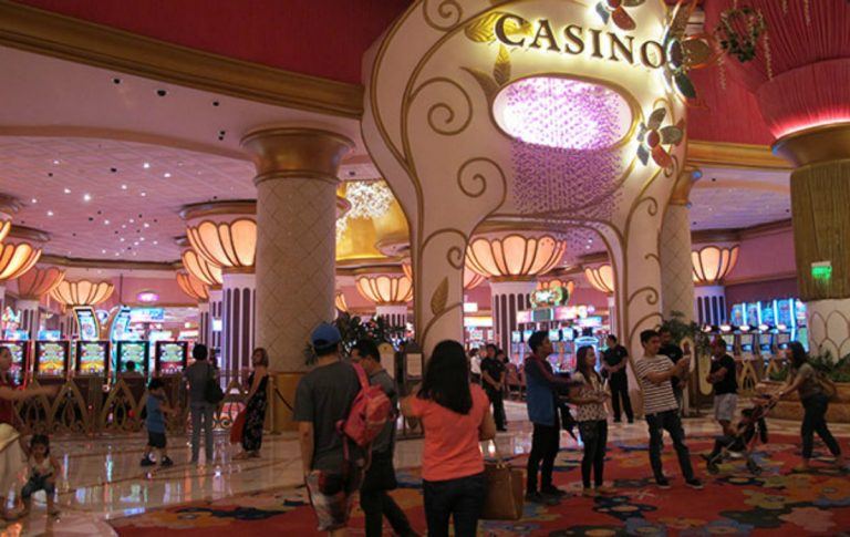 resort world casino hotel manila