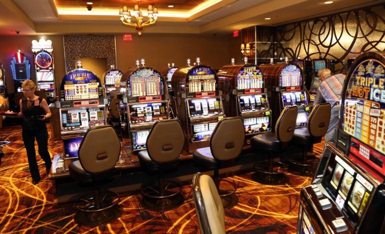 commerce casino reopen date
