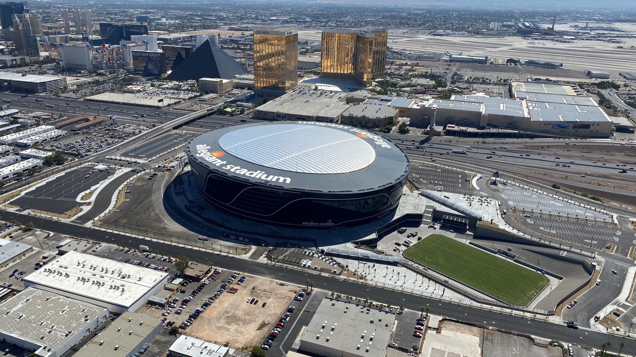 unlv-plans-to-have-fans-at-football-games-in-allegiant-stadium-casino