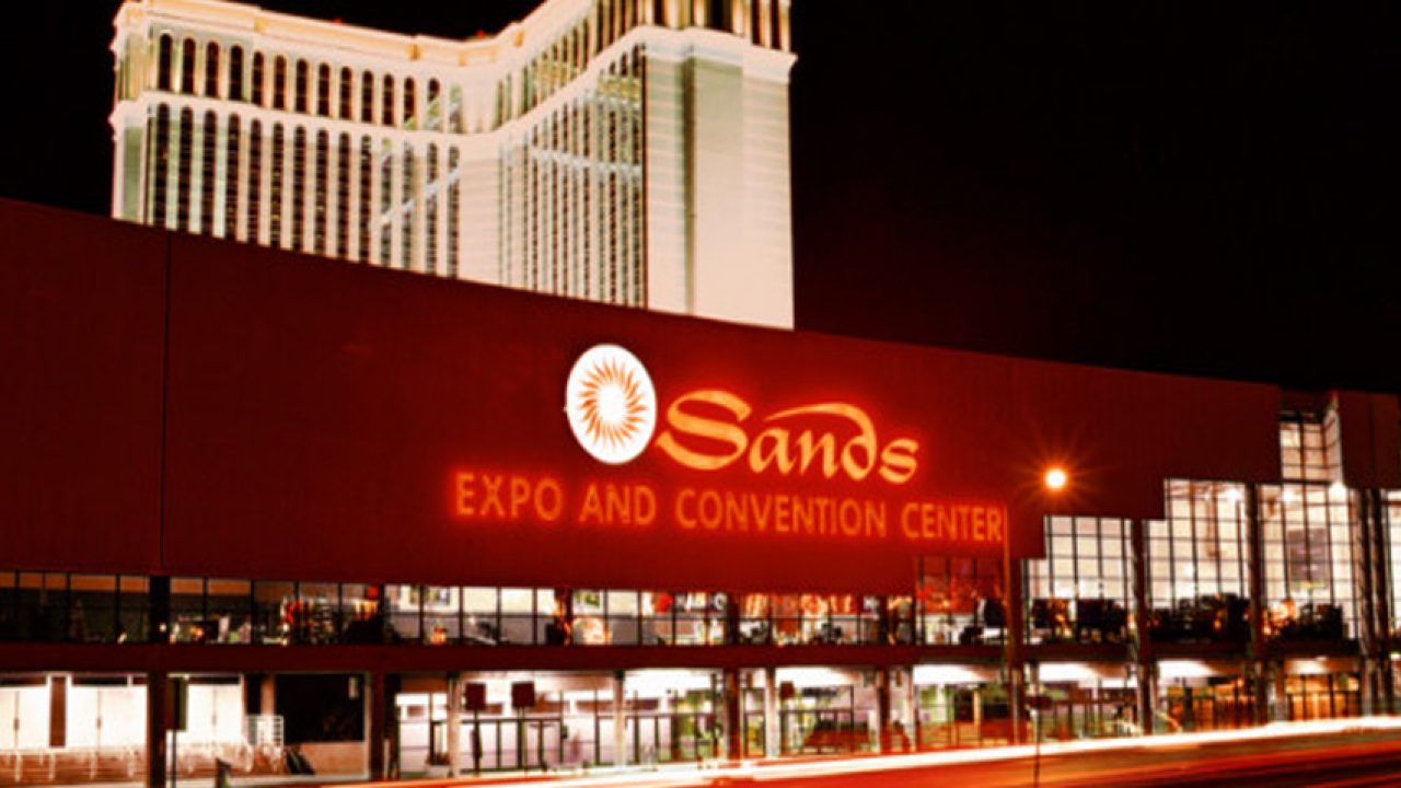 Las Vegas Sands Corp In Talks To Sell Sin City Casinos