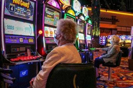 Rock Around The Clock Slot Machine Online