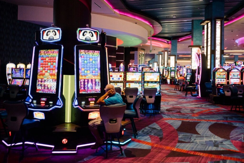resort world casino jobs nyc