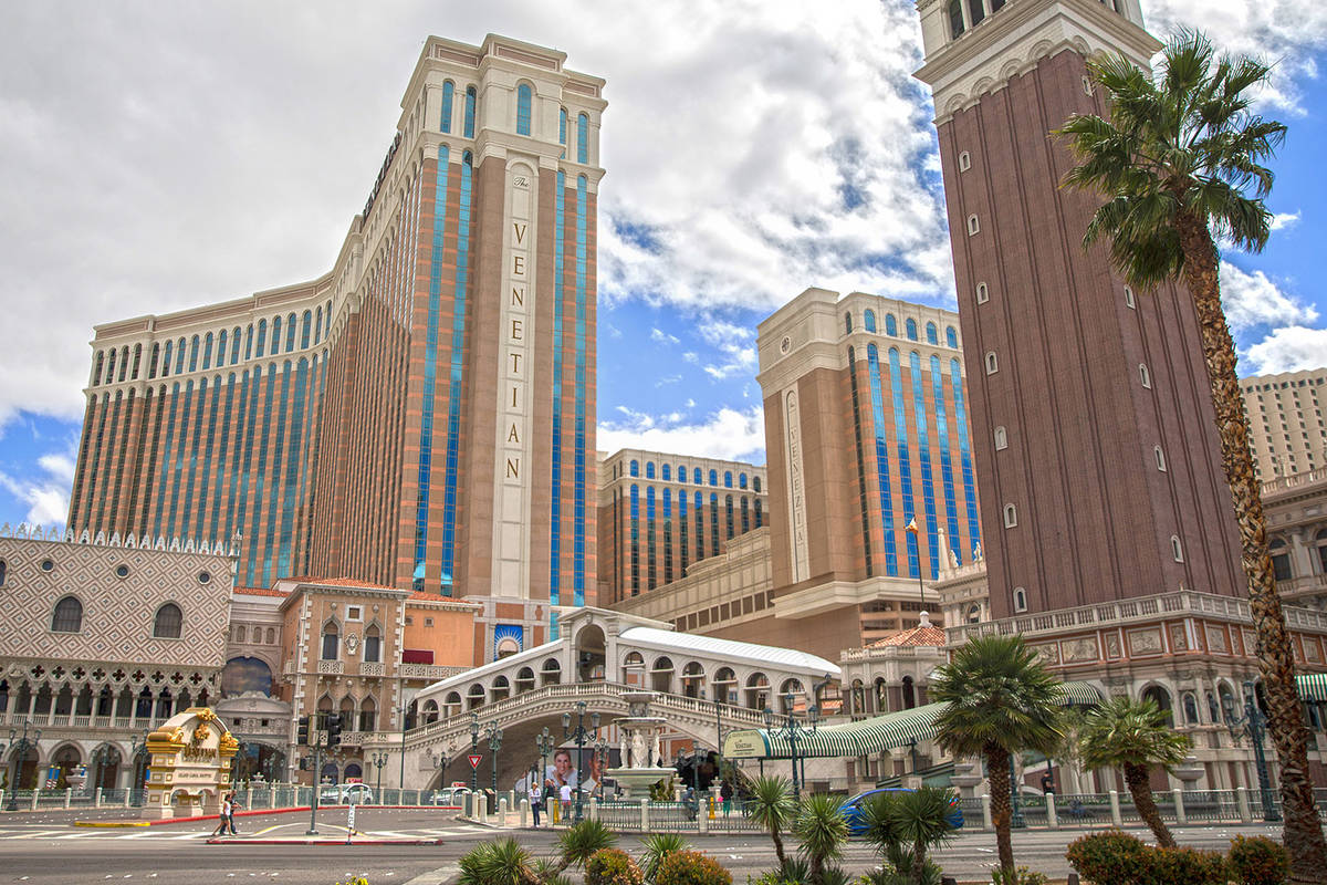 Las Vegas Sands Corp. sells Venetian Resort, Sands Expo in $6.25