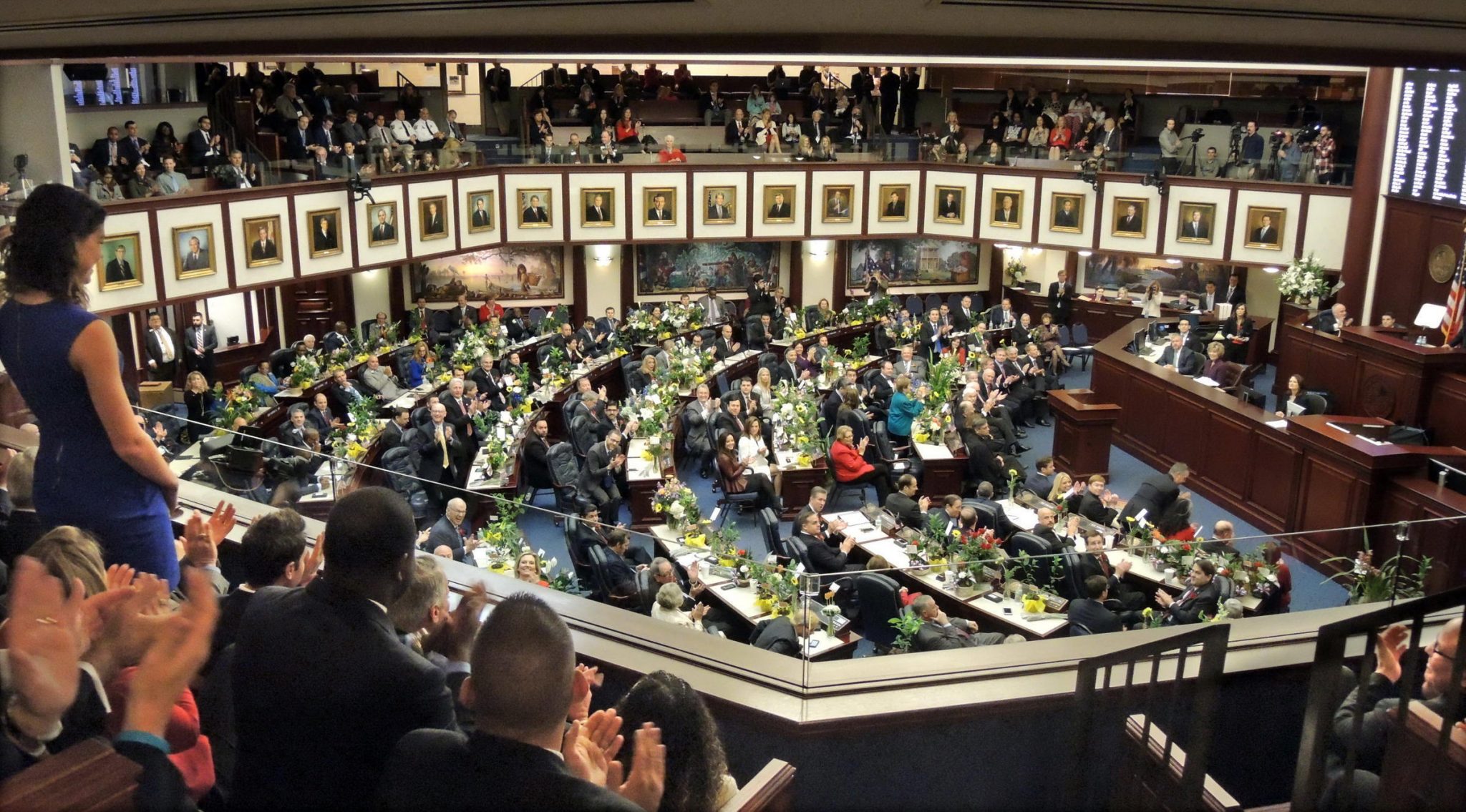 Florida Legalizes Sports Betting, Craps, Roulette in $2.5B Gambling Deal