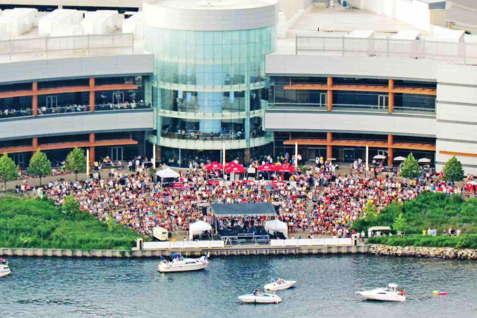 river city casino events center parking