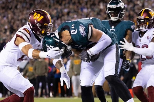 Dallas Goedert TE shoulder injury Philadelphia Eagles face mask controversial Commanders