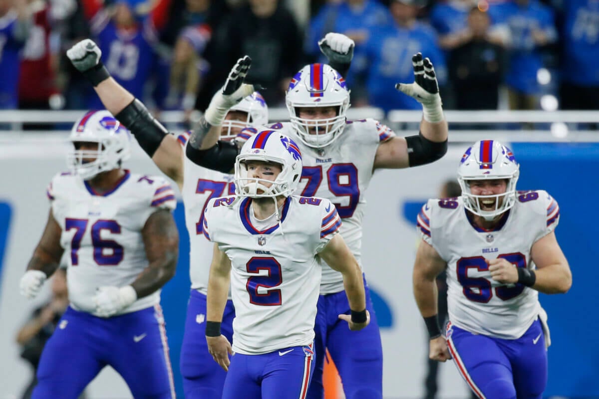 Buffalo Bills Look for 'Thursday Night Football' Win to Threaten