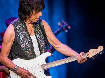 Jeff Beck, Guitar God with Las Vegas Ties, Dies at 78 - Casino.org