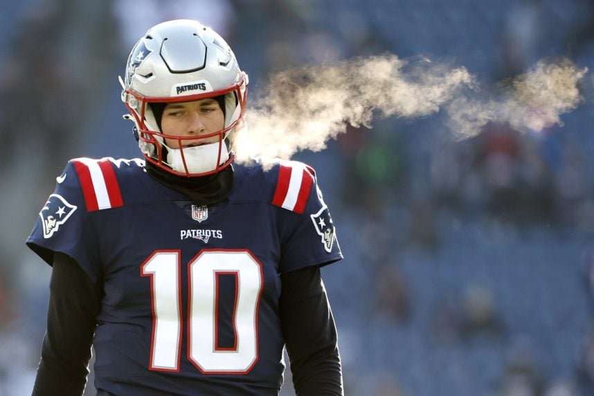 Tom Brady, Patriots Quarterbacks Experimenting With Helmet Cameras