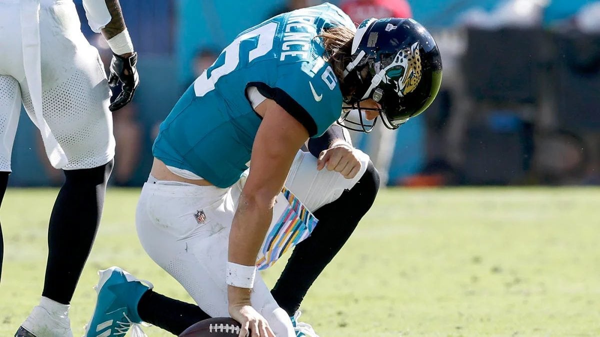 Jaguars Injury Update QB Trevor Lawrence Questionable (TNF)