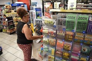 Arkansas Lottery, Jose Quinteros, Jorge Rivera Palma, lawsuit