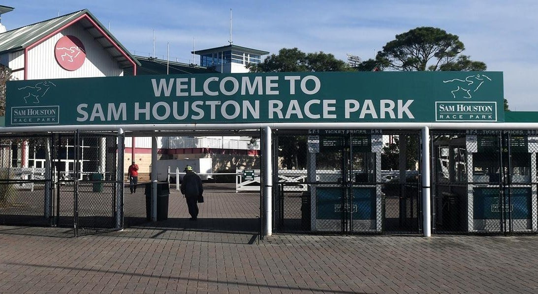 Houston Gambler Allegedly Leaves Child in Car for Four Hours