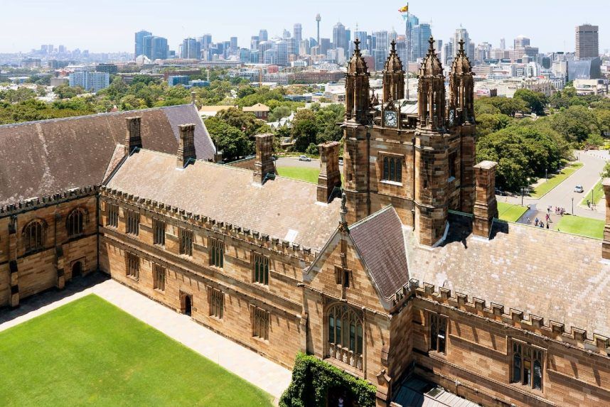 Universitas Sydney Mengumpulkan Bangsawan