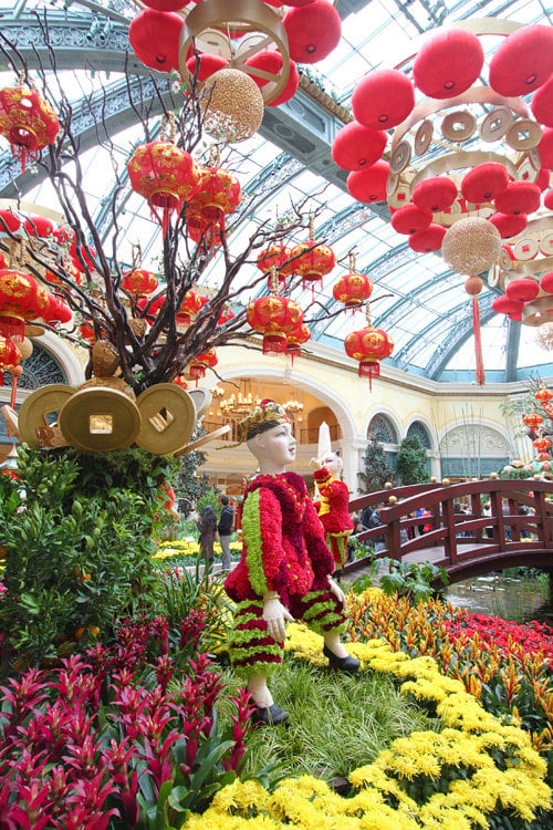 LAS VEGAS - JAN 19 : Chinese New Year In Bellagio Hotel Conservatory &  Botanical Gardens On January 19, 2015 In Las Vegas. There Are Five Seasonal  Themes That The Conservatory Undergoes