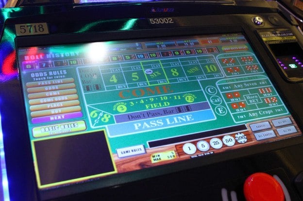 A Casino Game We're Loving Right Now: Shoot to Win Craps | Vital Vegas