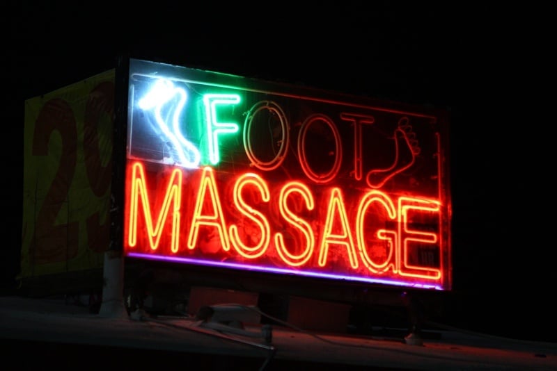 F massage sign