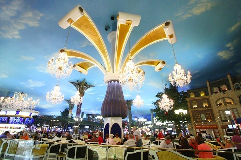 Le Cabaret Lounge - Paris Las Vegas Hotel & Casino