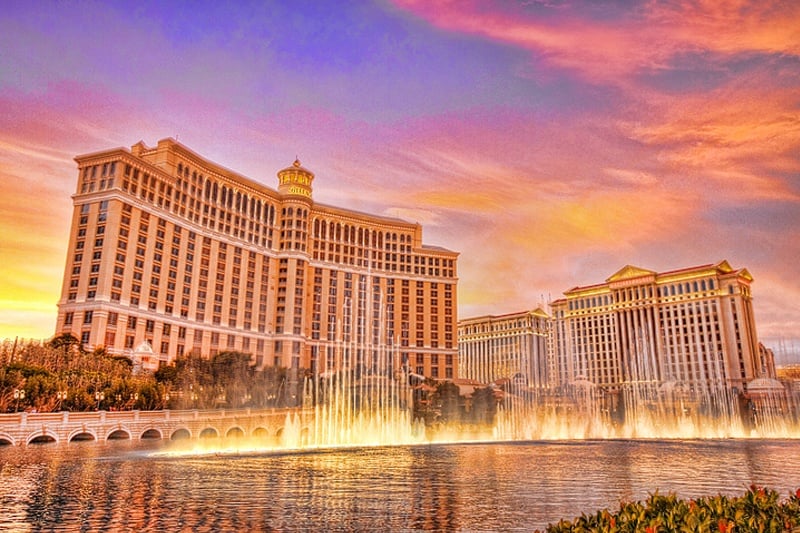 Bellagio to Renovate Hotel Rooms, Eyeing Las Vegas Recovery in 2021