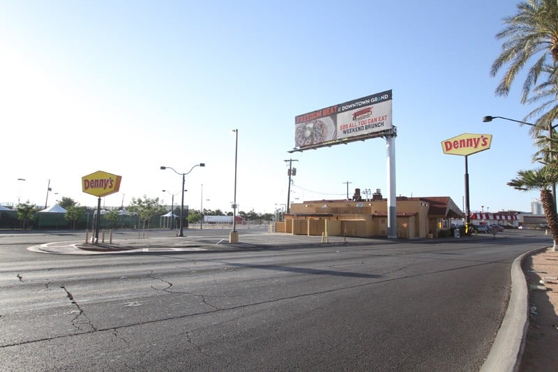 Downtown Las Vegas to Get New Welcome Arch, Probably
