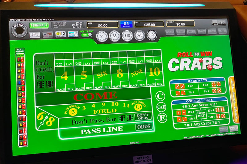 $5 Stadium Craps w/ LIVE shooters @ Planet Hollywood. Yes, you (shooter)  get to come up to the table and actually roll the dice. : r/Craps