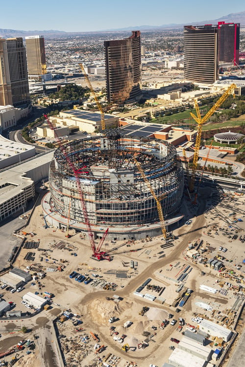 Madison Square Garden Crew Hoists Huge-Ass Sphere Topper