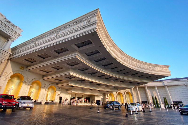 Caesars Palace Unveils Main Entrance Reno