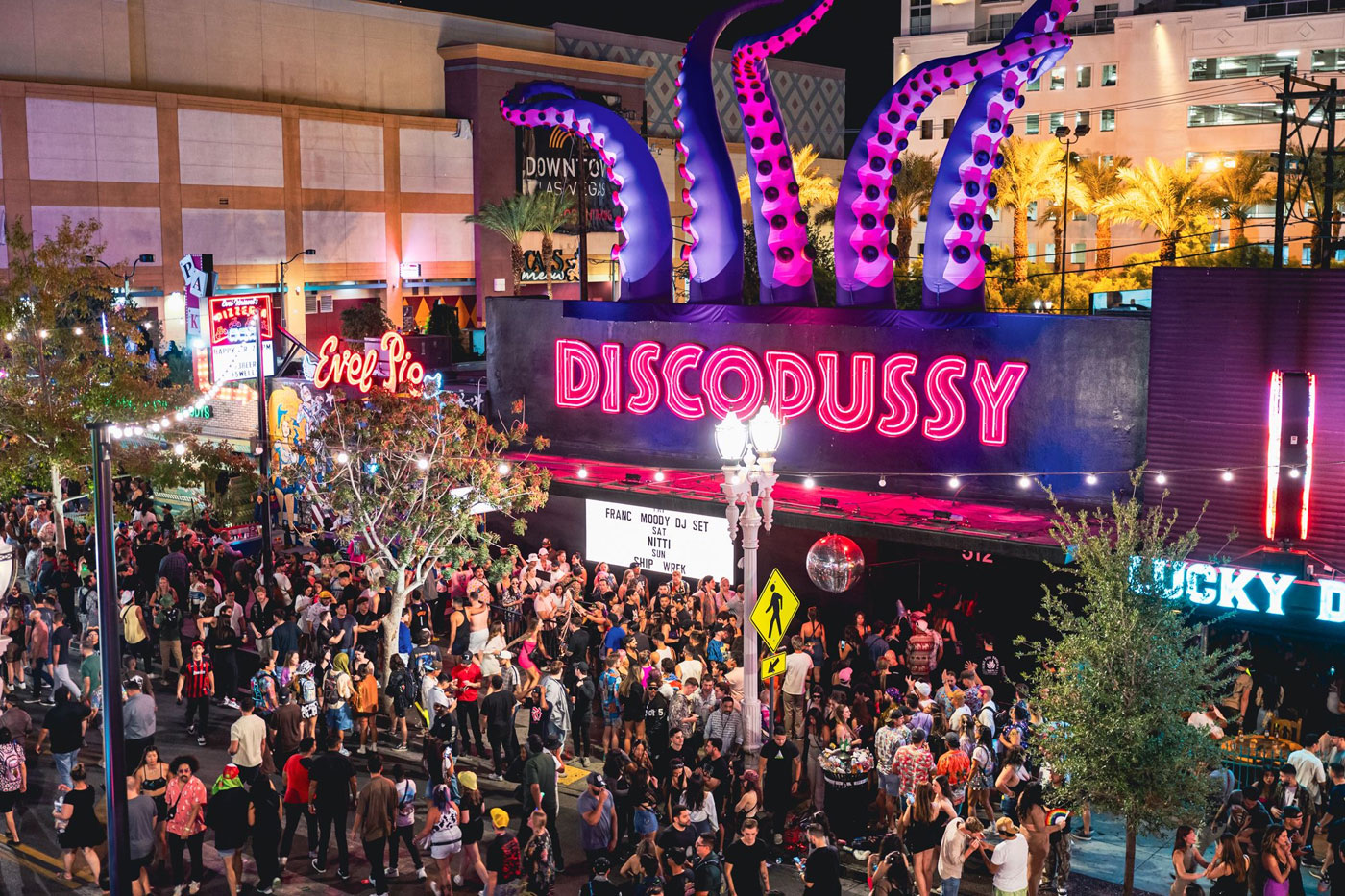 Downtowns Discopussy Nightclub Sprouts Tentacles Vital Vegas